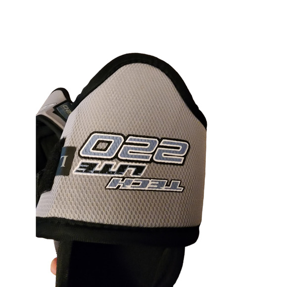 Itech Tech Lite 220 Hockey Forearm Protectors Left Right Pair Black Grey - Picture 2 of 7